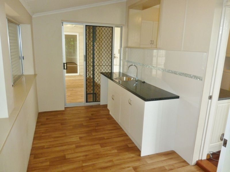 3 Lorenzo Street, Thornlie WA 6108