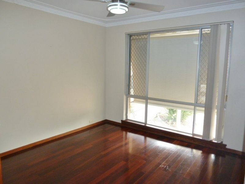 3 Lorenzo Street, Thornlie WA 6108