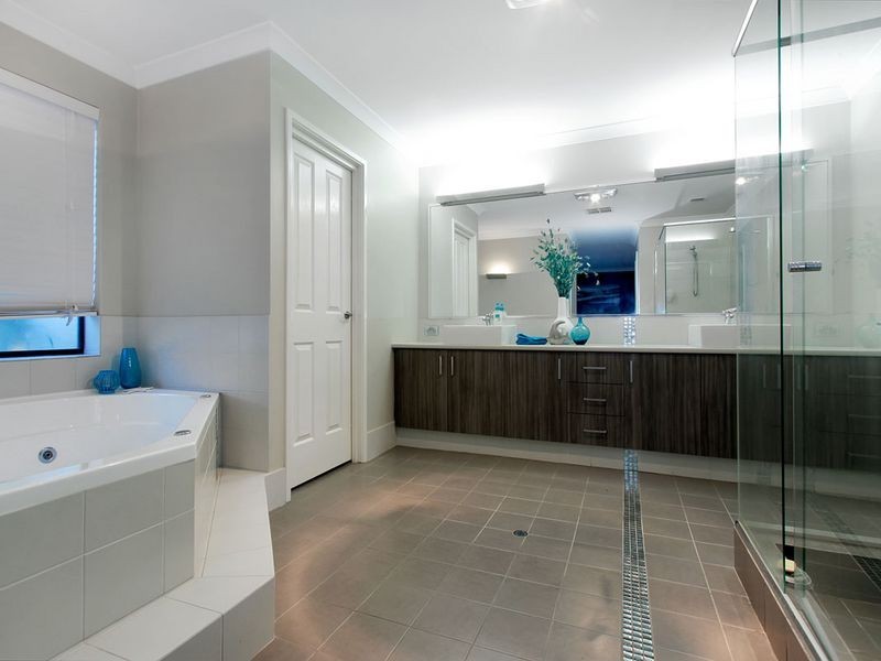 29 Yellowwood Avenue, Piara Waters WA 6112