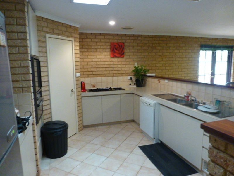 142 Station Street, Martin WA 6110