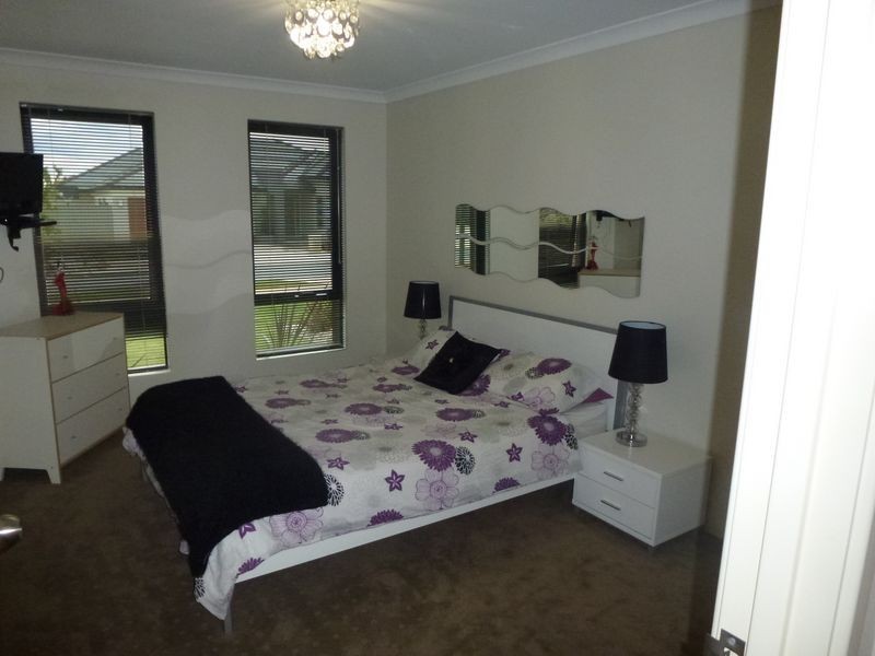 9 Sheldon Street, Piara Waters WA 6112