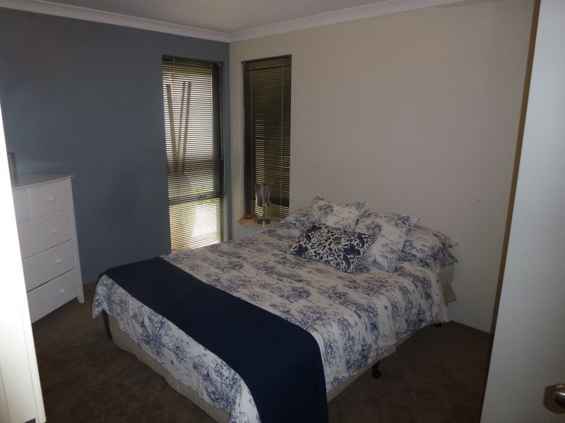 9 Sheldon Street, Piara Waters WA 6112