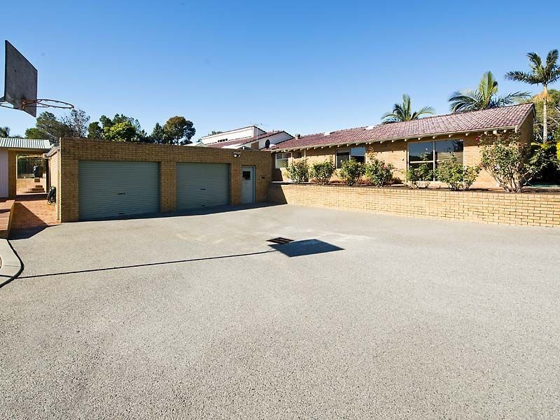 3 Protea Place, Canning Vale WA 6155