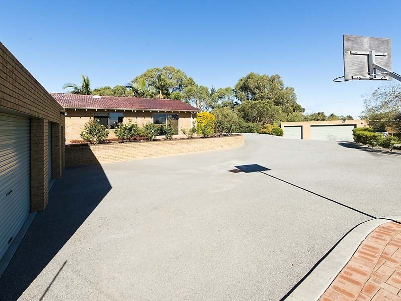 3 Protea Place, Canning Vale WA 6155