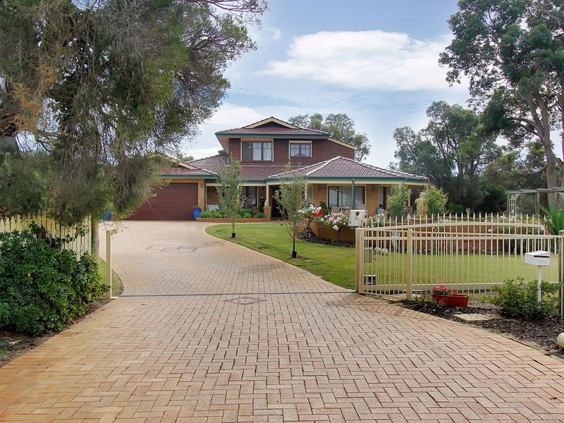 6 Surflin Court, Casuarina WA 6167