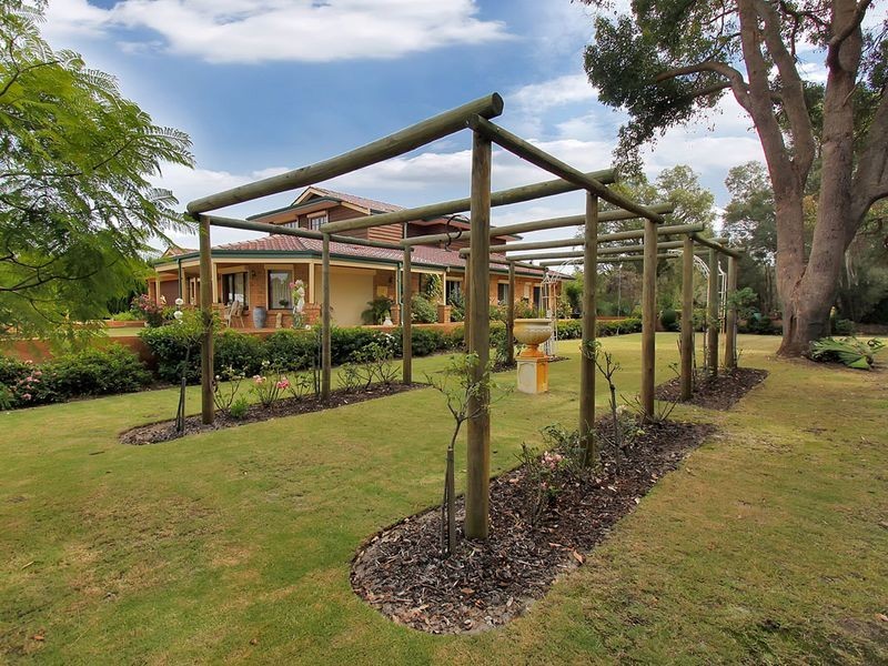 6 Surflin Court, Casuarina WA 6167