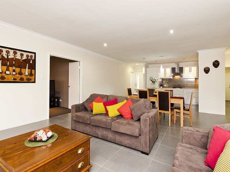 24A Palmerston Street, St James WA 6102