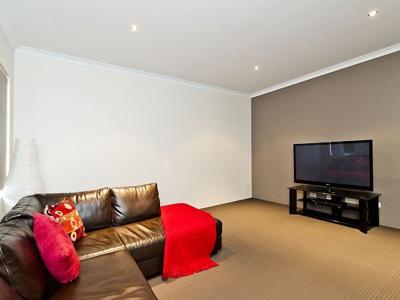 24A Palmerston Street, St James WA 6102