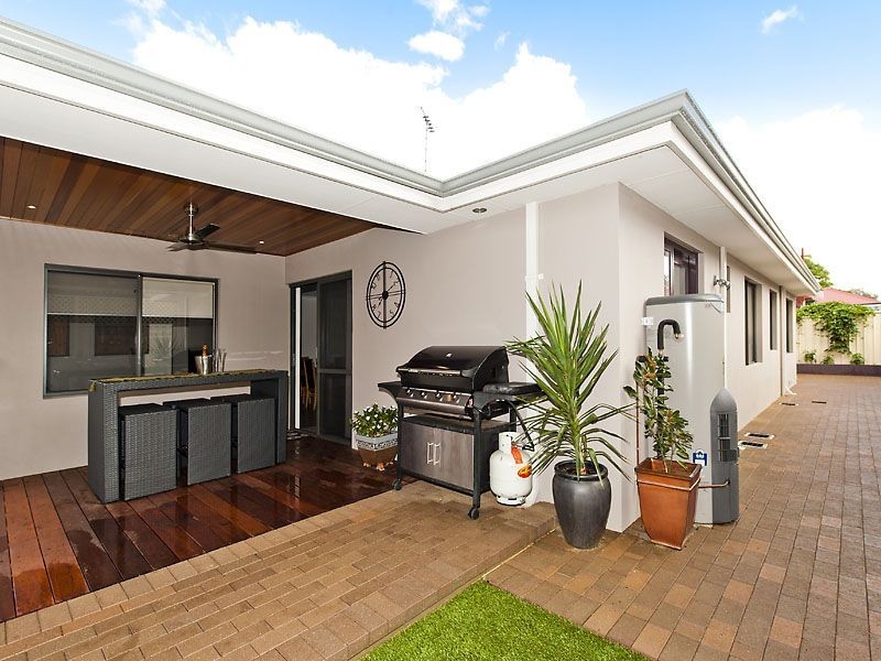 24A Palmerston Street, St James WA 6102