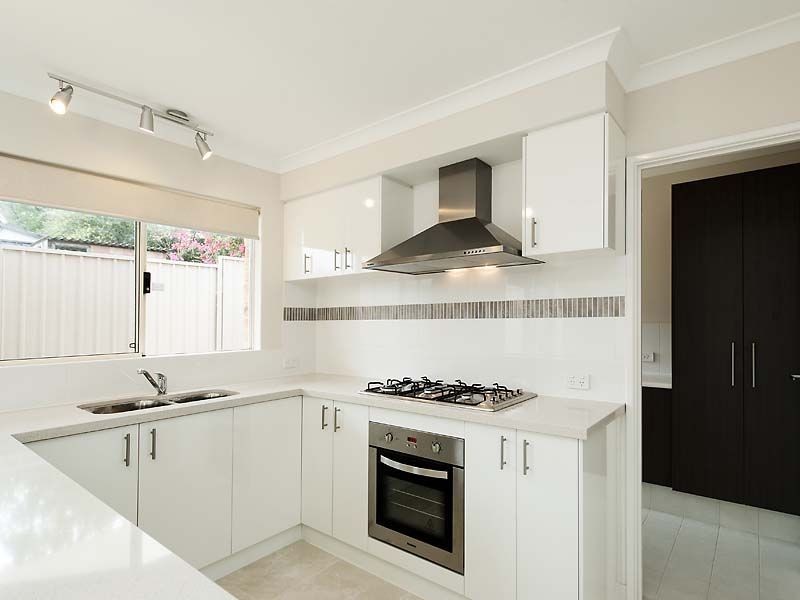 8A Abbott Way, Wilson WA 6107