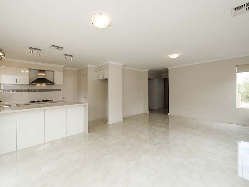 8A Abbott Way, Wilson WA 6107