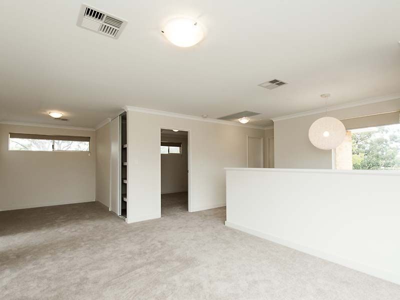 8A Abbott Way, Wilson WA 6107