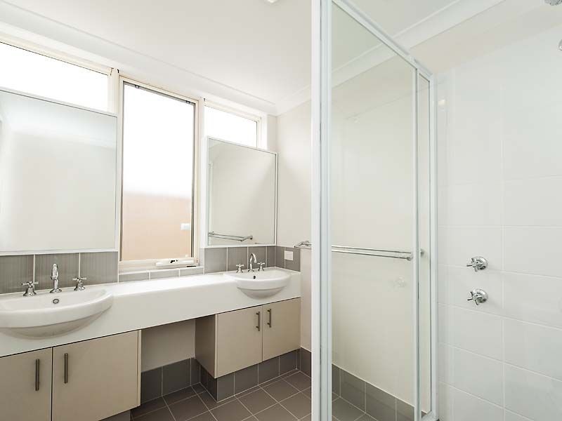 8A Abbott Way, Wilson WA 6107