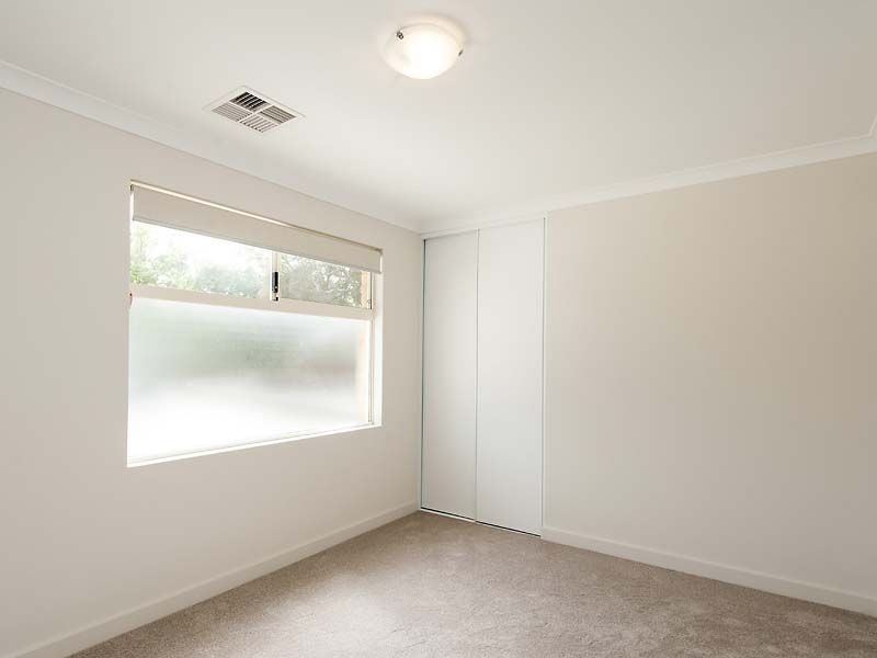 8A Abbott Way, Wilson WA 6107