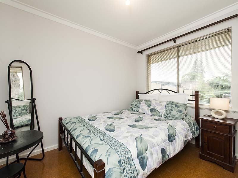 10 Farringdon Way, Huntingdale WA 6110