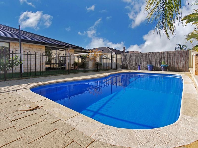 4 Orchid Pass, Thornlie WA 6108
