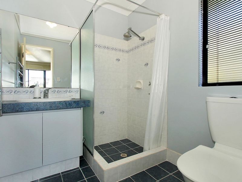 4 Orchid Pass, Thornlie WA 6108