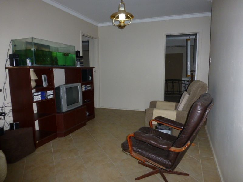 4 Hume Road, Thornlie WA 6108