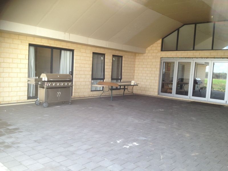 23 Holstein Court, Oakford WA 6121