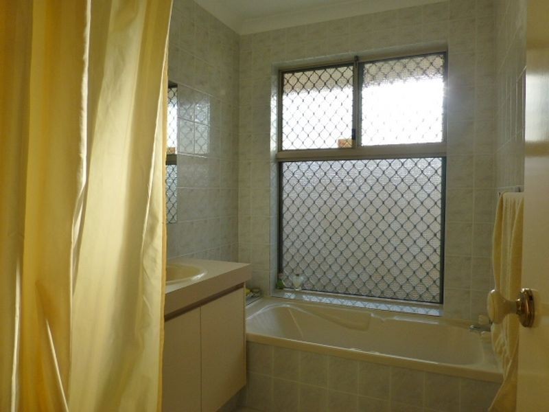 10 Coolie Street, Huntingdale WA 6110