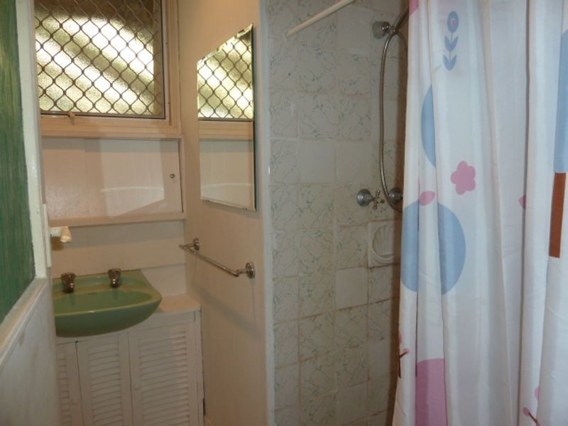 8 Mereworth Road, Thornlie WA 6108