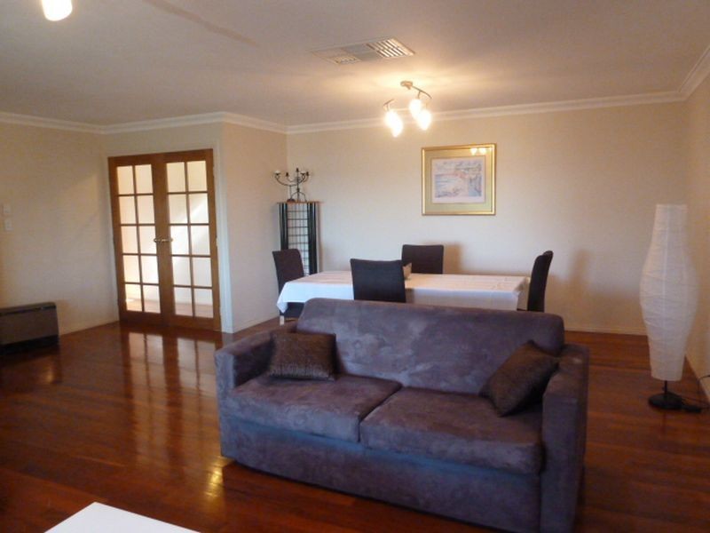 25 Lowannaa Road, Martin WA 6110