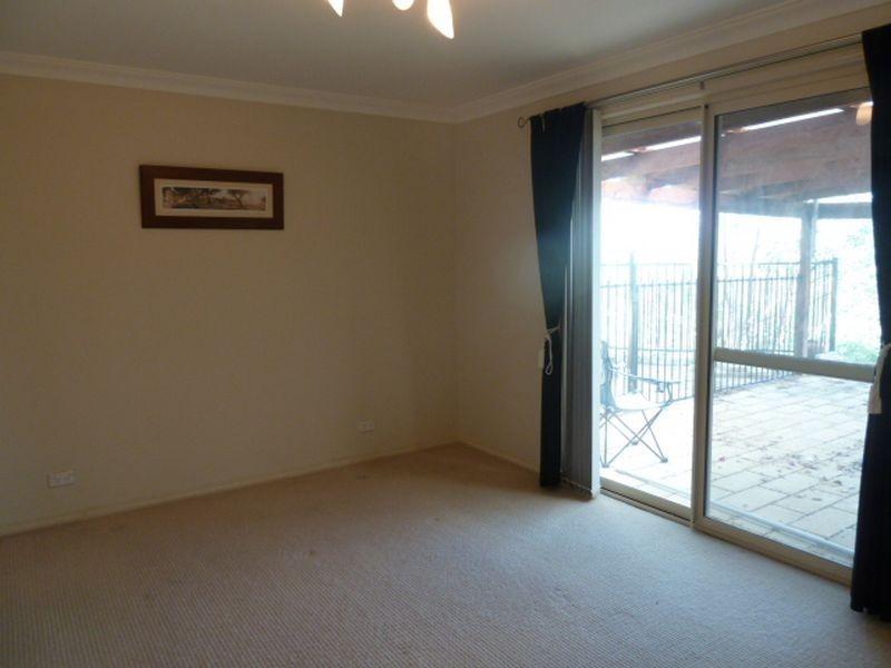 25 Lowannaa Road, Martin WA 6110