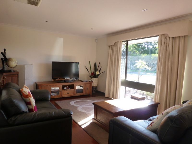 38 Shillington Way, Thornlie WA 6108