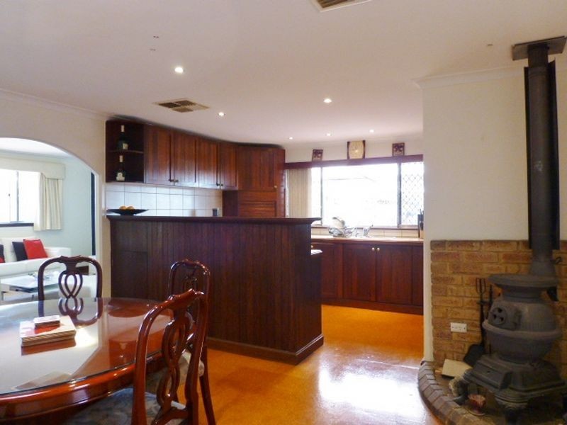 38 Shillington Way, Thornlie WA 6108