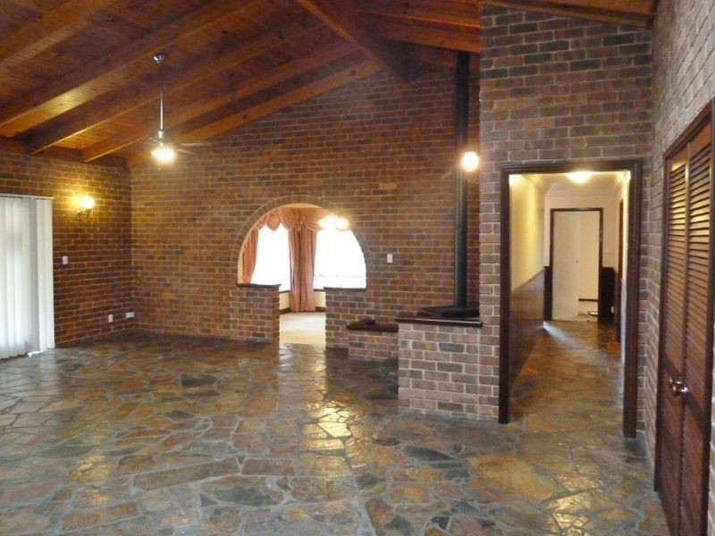 38 Wallangarra Drive, Bedfordale WA 6112