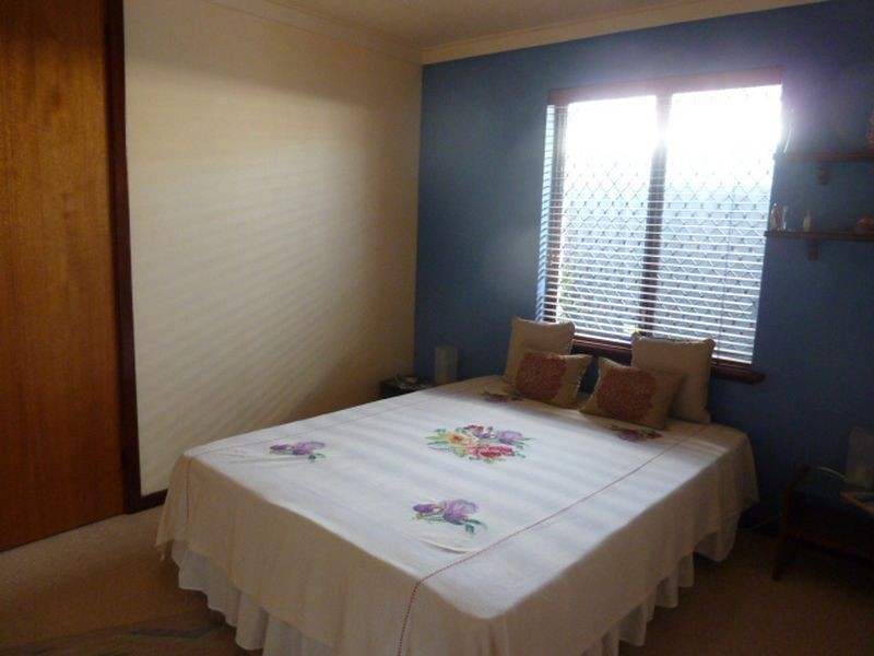 21 Sutherland Drive, Thornlie WA 6108