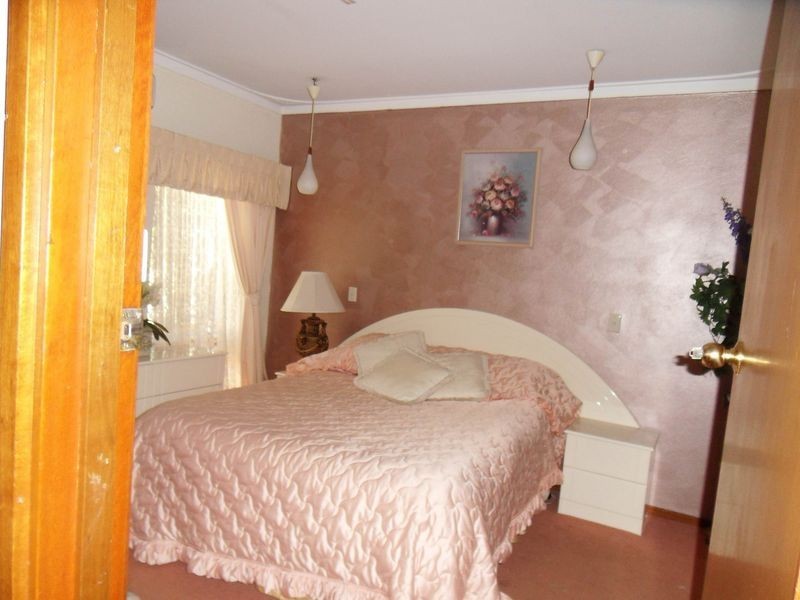 19 Victoria Road, Kenwick WA 6107