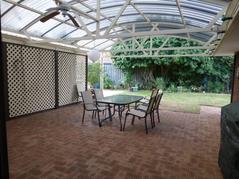 8 Starick Way, Gosnells WA 6110