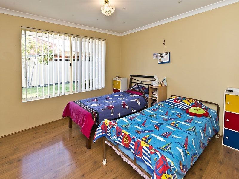 10 Rodena Way, Canning Vale WA 6155