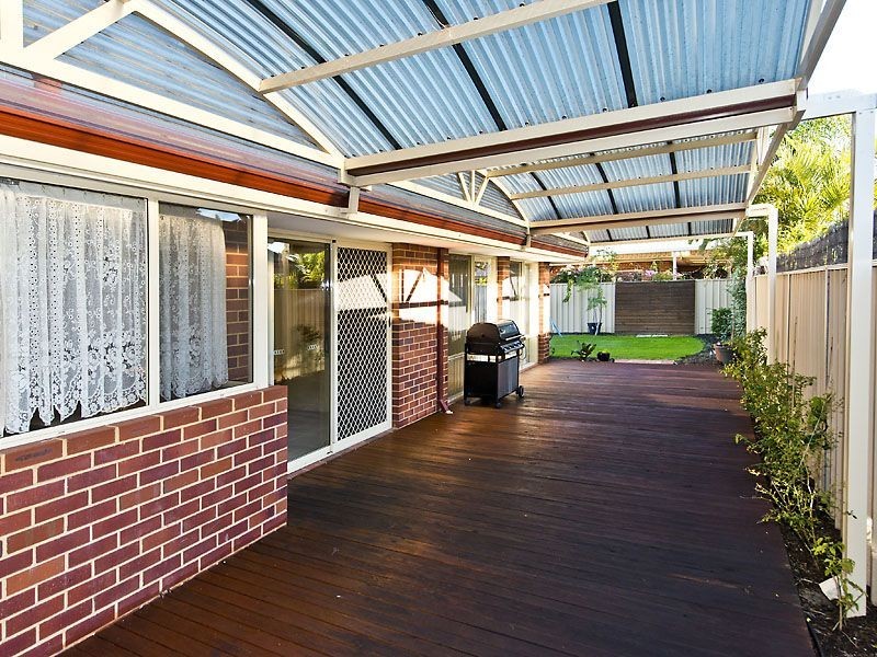 10 Rodena Way, Canning Vale WA 6155