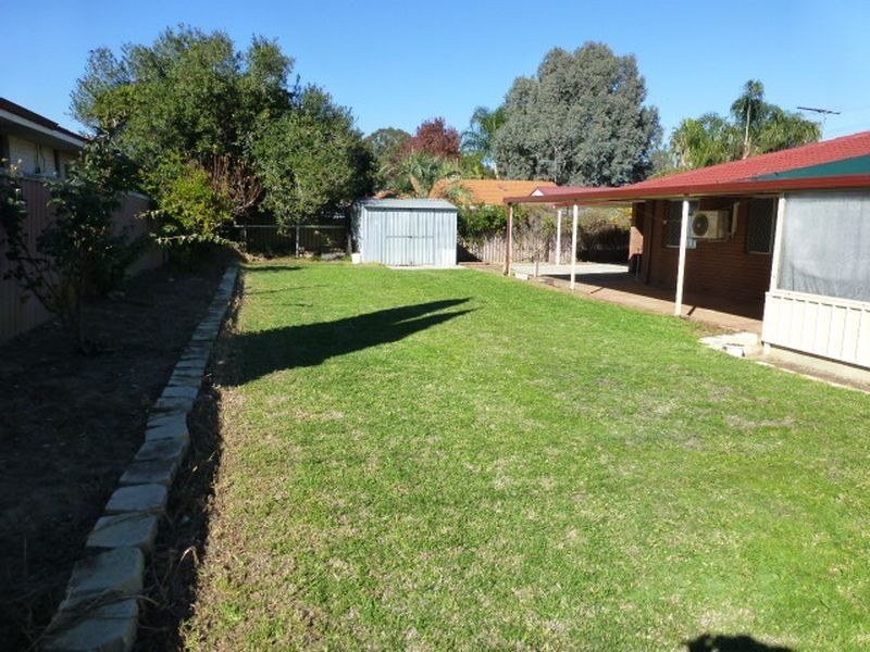 45 Huggins Road, Thornlie WA 6108