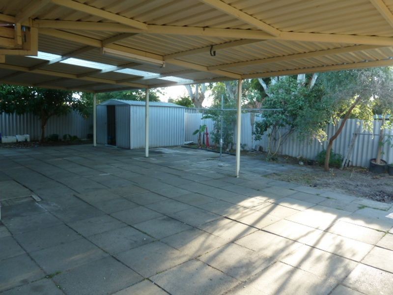 3 Finch Close, Langford WA 6147