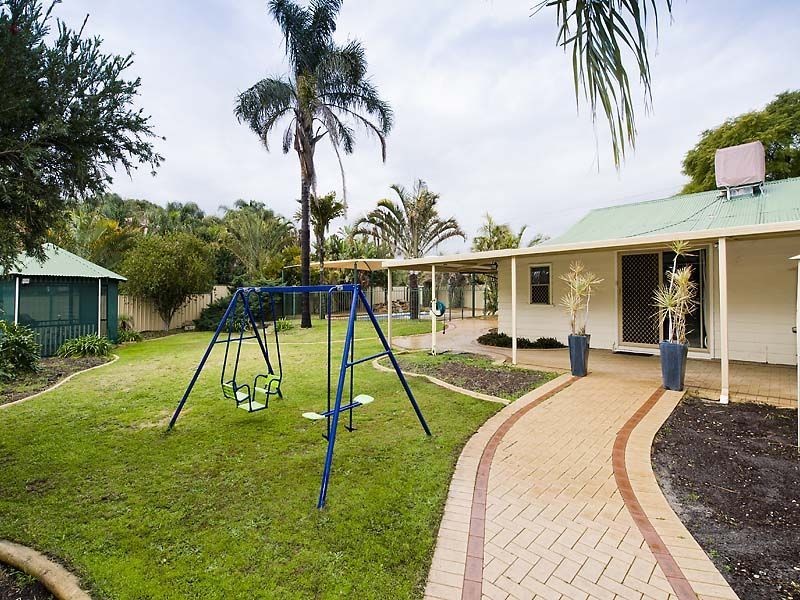 220 Kelvin Road, Orange Grove WA 6109