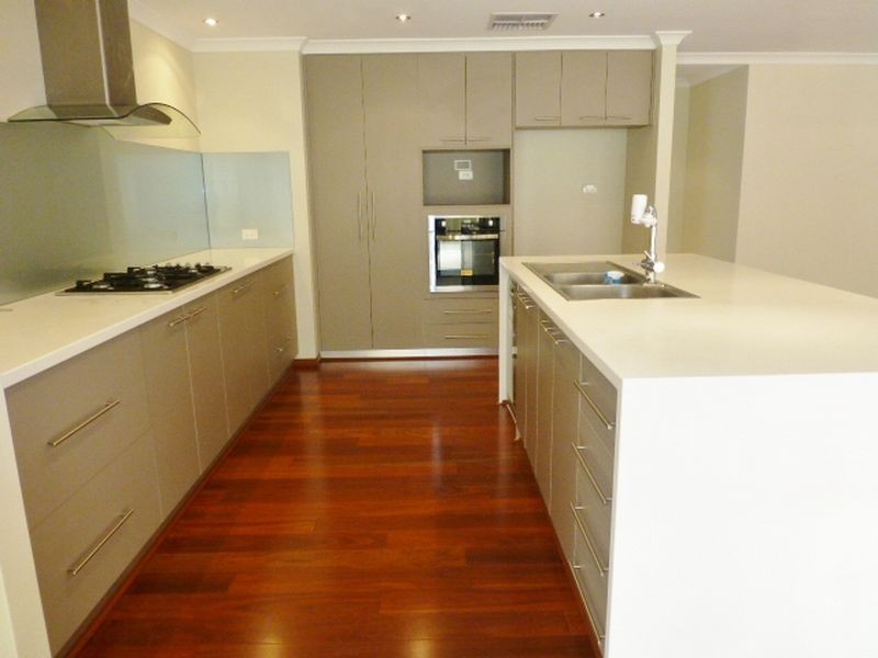 21 Crested Turn, Harrisdale WA 6112