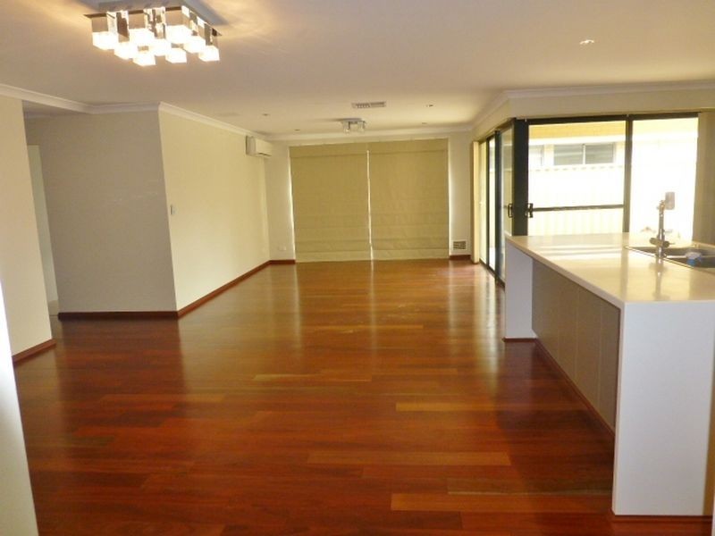 21 Crested Turn, Harrisdale WA 6112