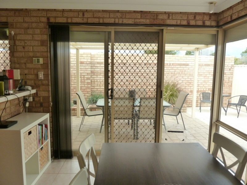 9/6 Lester Drive, Thornlie WA 6108