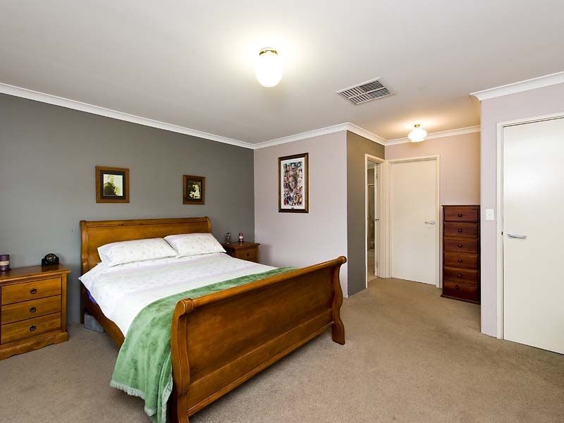 1 Burgandy Court, Thornlie WA 6108