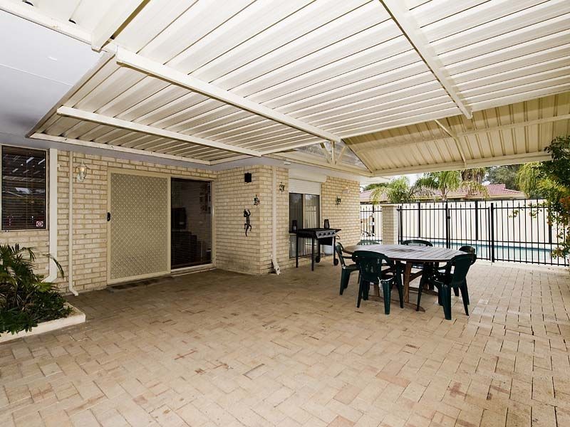 1 Burgandy Court, Thornlie WA 6108