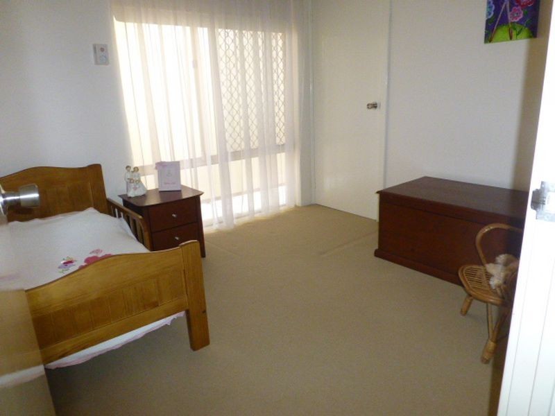 31 Pioneer Drive, Thornlie WA 6108