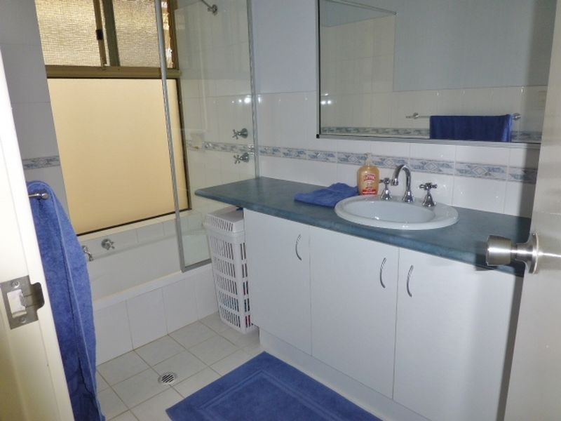 31 Pioneer Drive, Thornlie WA 6108