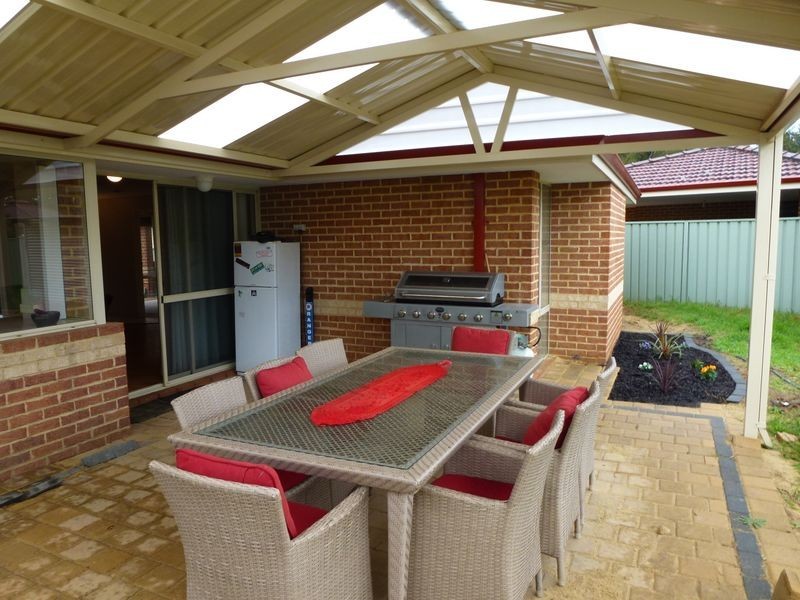 11A Damson Grove, Armadale WA 6112