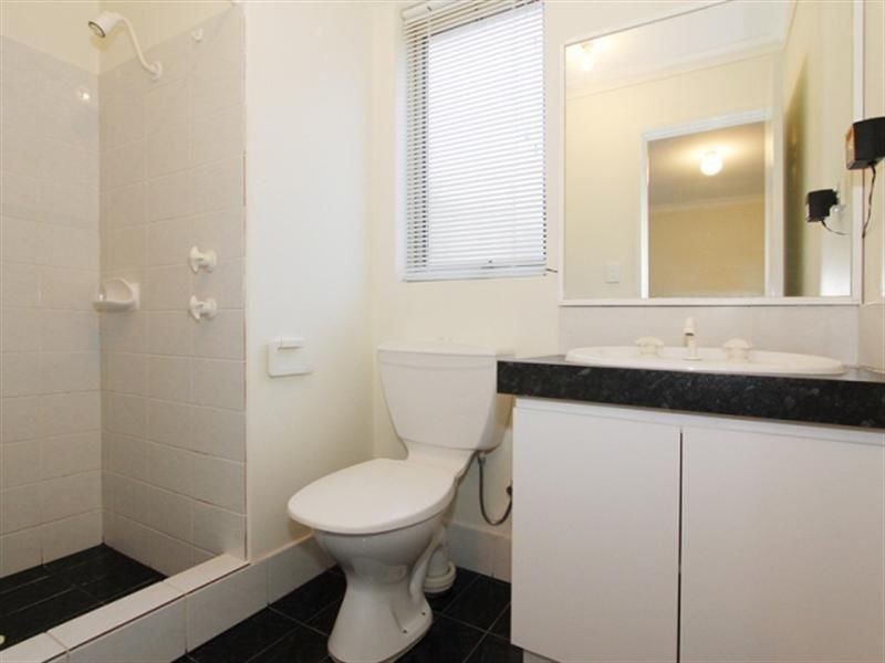 34 Tritonia Rise, Thornlie WA 6108