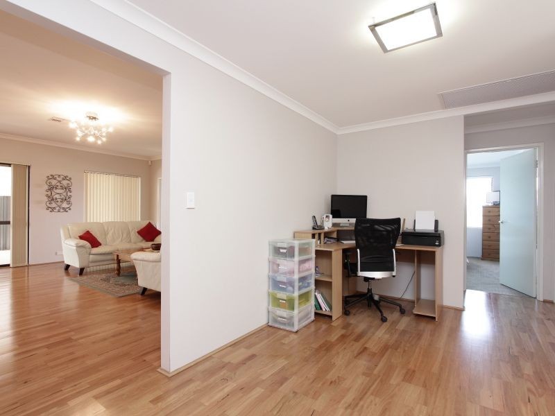 12 Global Avenue, Harrisdale WA 6112