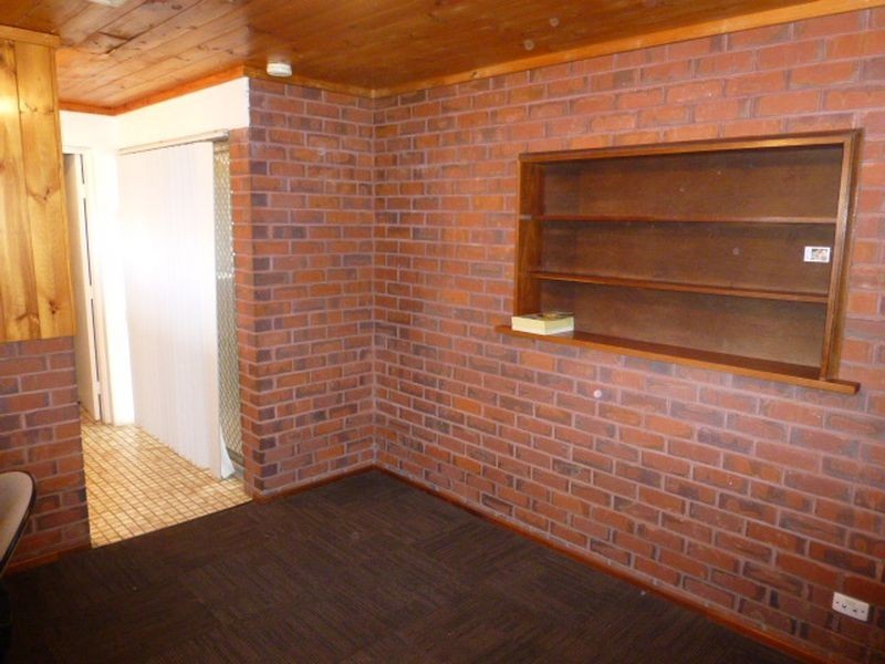 50 Lyrebird Way, Thornlie WA 6108