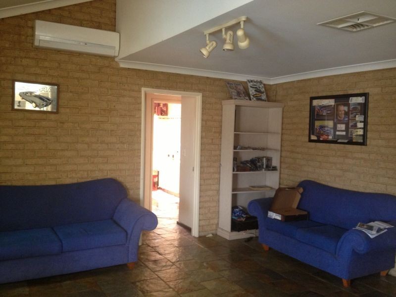 5 Harrier Close, Huntingdale WA 6110